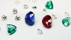 Γεμολογία: Διαμάντια και Χρωματιστοί Πολύτιμοι Λίθοι στην Κοσμηματοποιία